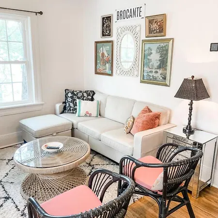 Adorable 1Br Apt. W King Bed 1 M. To Square